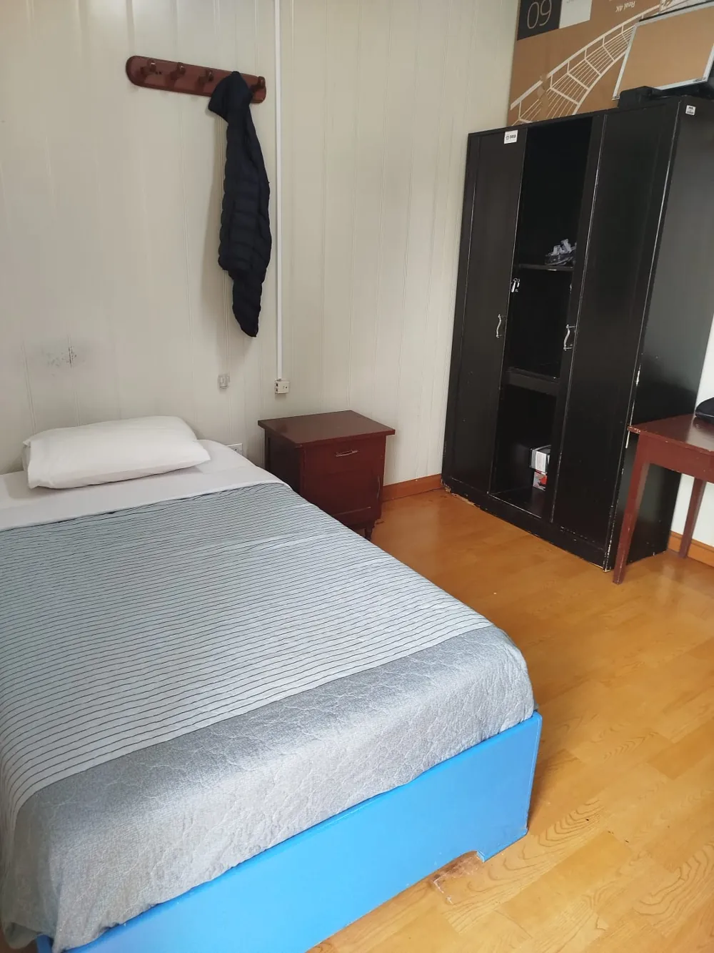 Habitación de hotelería del campamento